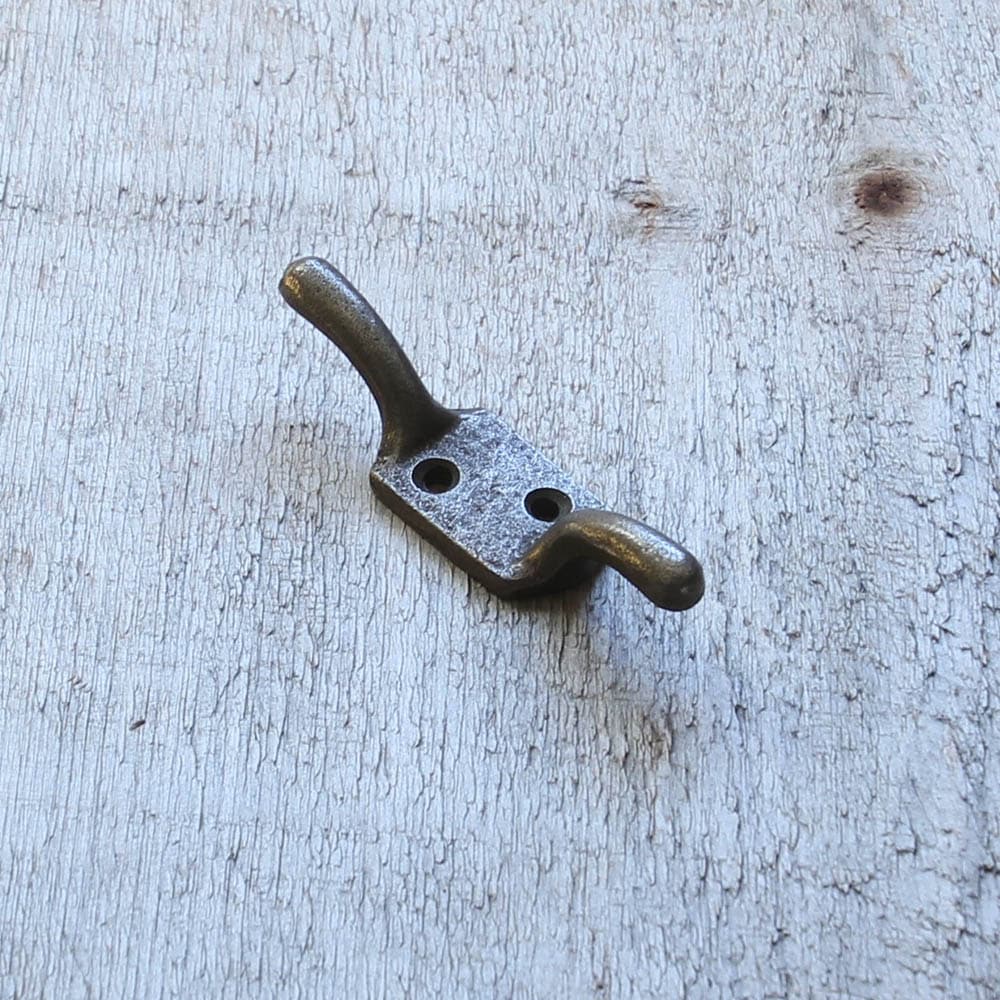 Decorative cast iron Cleat Hook