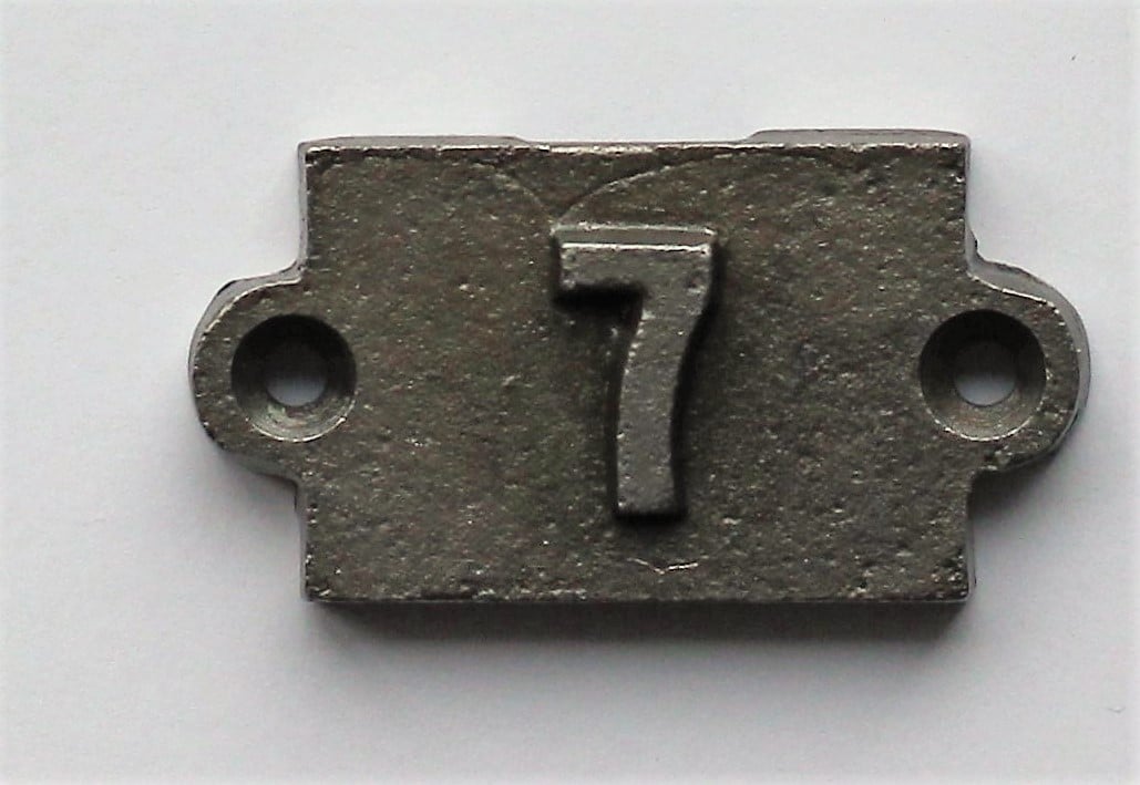 antique cast iron number 7