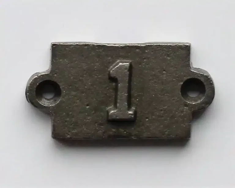 thumb-0-chiffre-antique-numero-1-1591.JPG