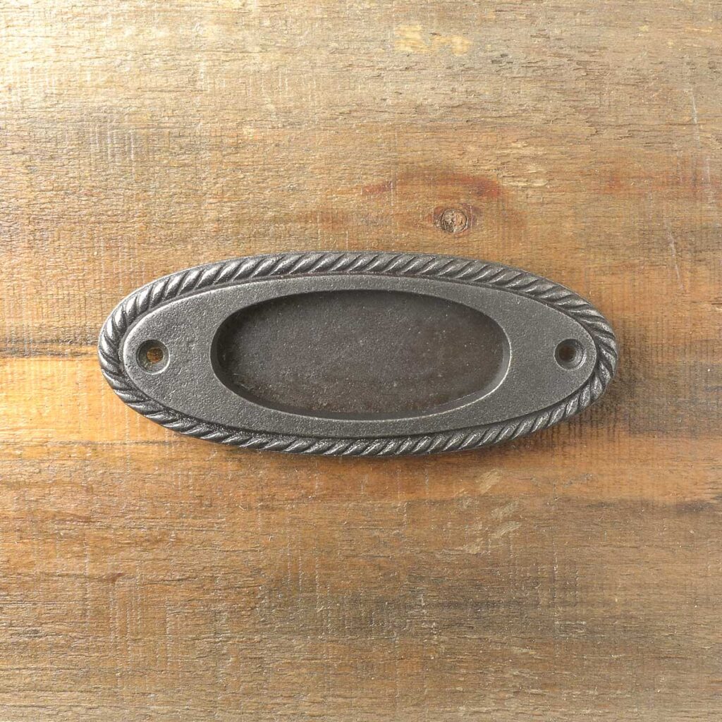 oval-recess-flush-pull-rope-pattern-front-A105V