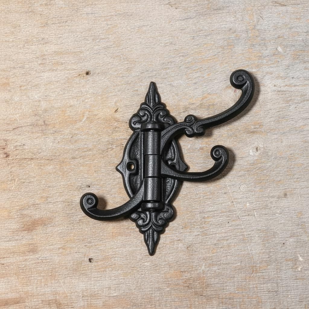 black-triple-swivel-hook-02
