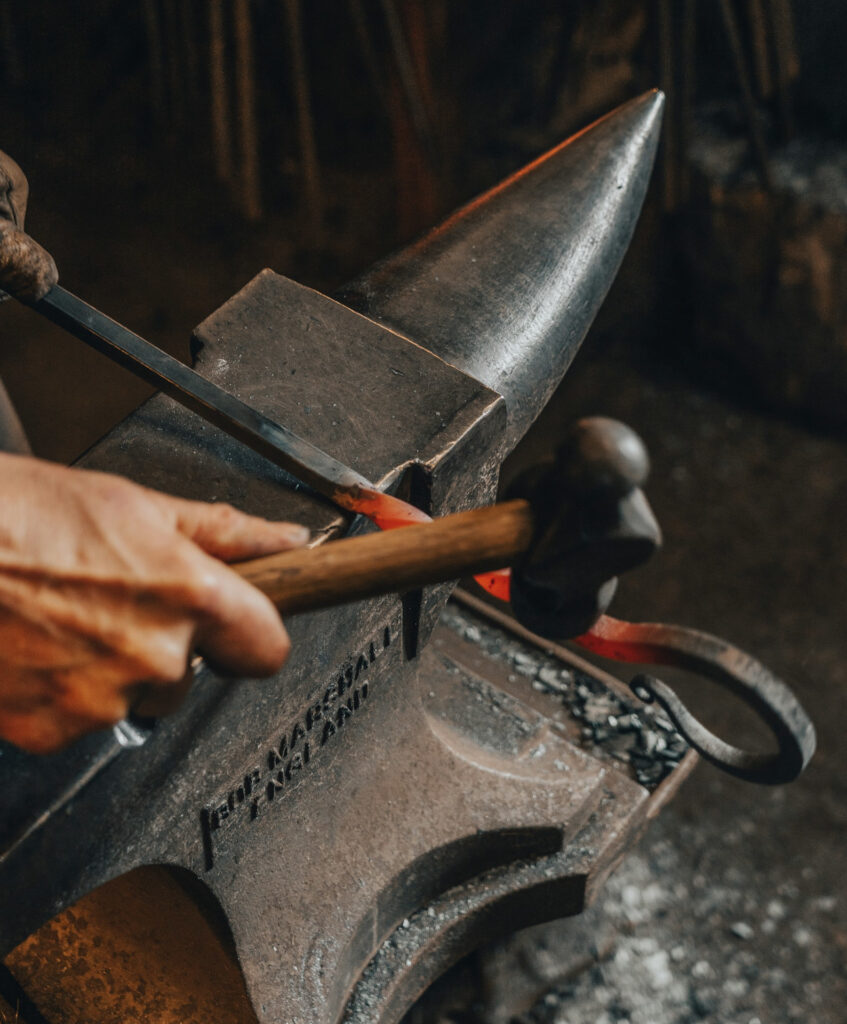 forge-hand